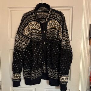 Men's Black and Cream Sweater vintage Nordic wool